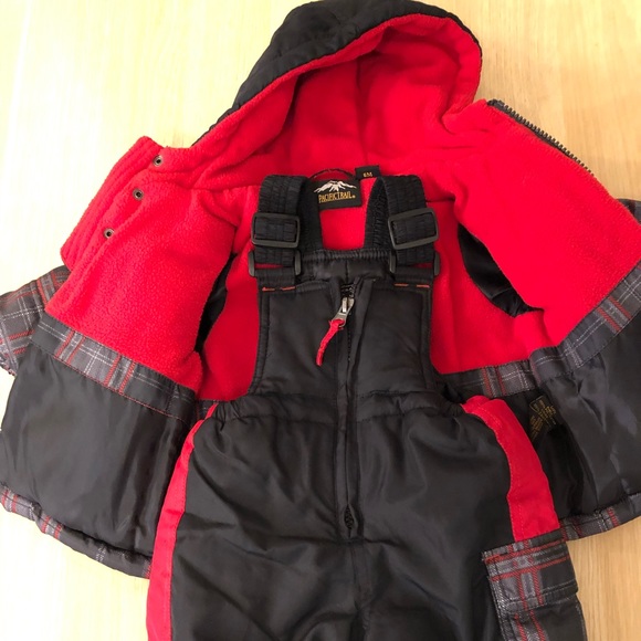 Baby snowsuit and coat (Size 6 month) - Picture 2 of 2